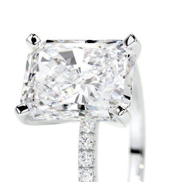 Lumière d’Amour Ring